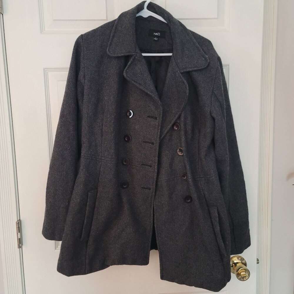 Womens Rue21 dark grey button up coat - has spot - size L